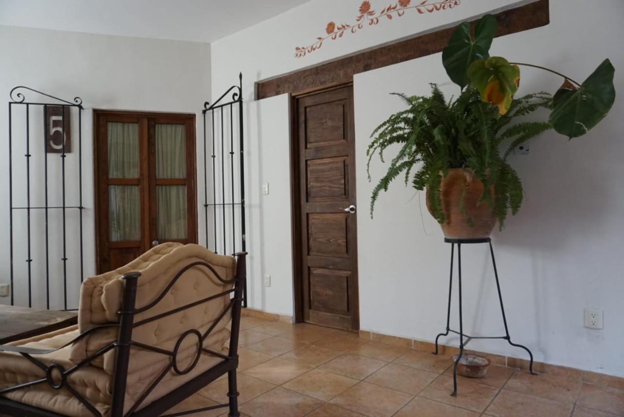 Alojamiento Jalatlaco - Car Rental! Estacionamiento En La Calle Sujeto A Disponibilidad Oaxaca 外观 照片